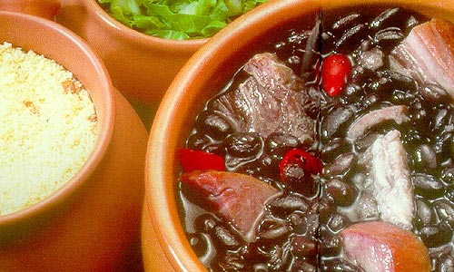 Blue Tree Premium Fortaleza promove feijoada neste sábado