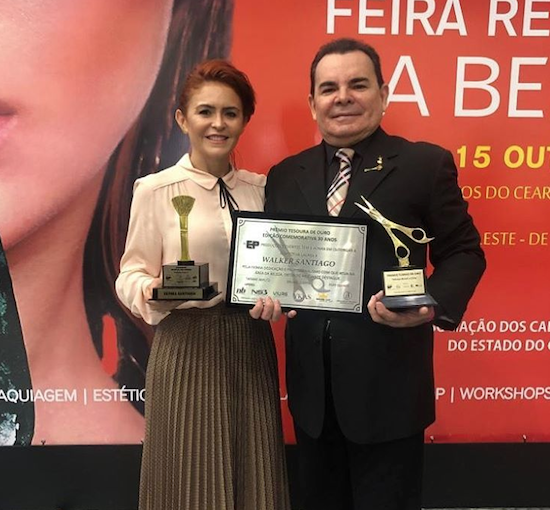 Walker Santiago recebe homenagem na abertura da 29ª Feira Regional da Beleza