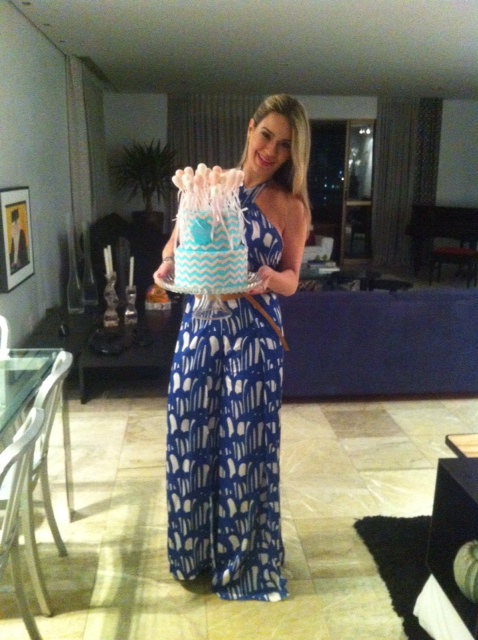 Jeritza Gurgel brinda nova idade no Misaki Restaurante