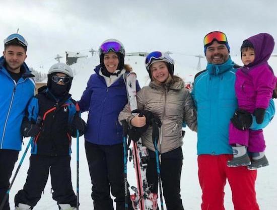 Ticiana e Edson Queiroz Neto aterrissam na França para a temporada de neve