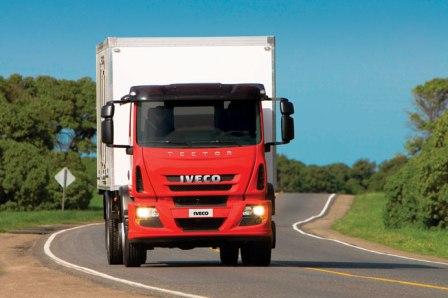 Iveco lança semipesado Tector