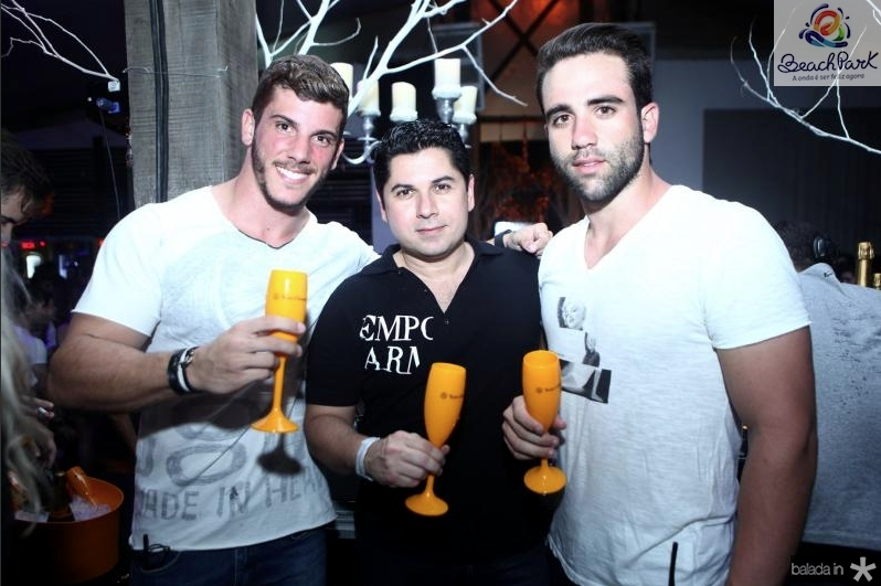 Noite adentro: TwoNotty vai sacudir a pista da Guarderia Unique!