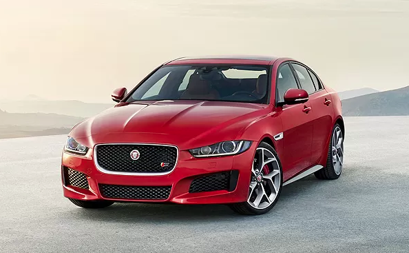 Extrema Jaguar Land Rover apresenta o novo Jaguar XE