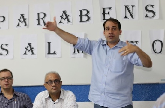 Salmito Filho estreia nas quatro décadas