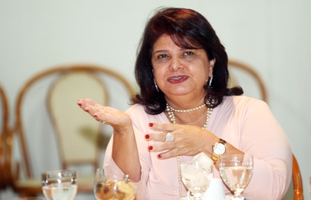 Luiza Trajano faz palestra na FIEC