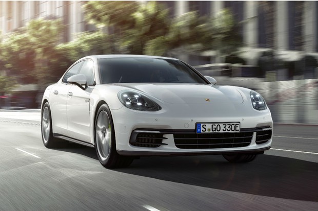 Porsche Panamera 4 E-Hybrid chega mais “nervoso”, mas de olho no ecológico