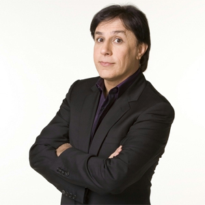 Tom Cavalcante apresenta novo espetáculo em Fortaleza