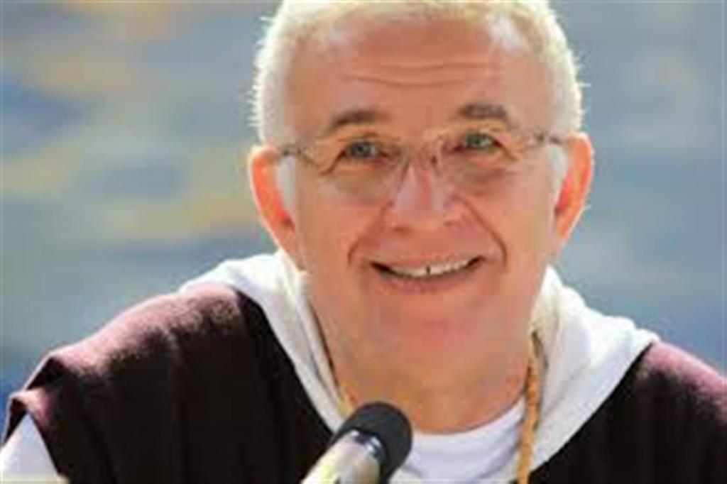 Pe. Airton inaugura Creche Pleno Viver