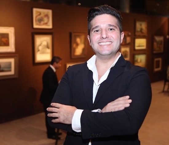 Pedro Gurjão solta a voz em apresentação no Theatro José de Alencar. Vem saber!