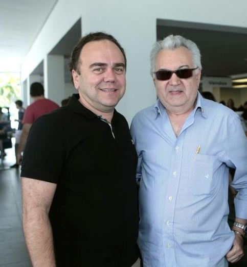 Duplo brinde para Marcondes Viana!