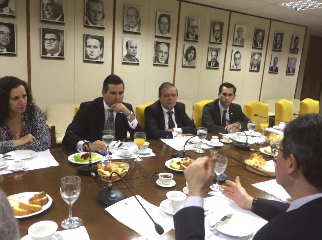 Domingos Neto participa de reunião com Joaquim Levy