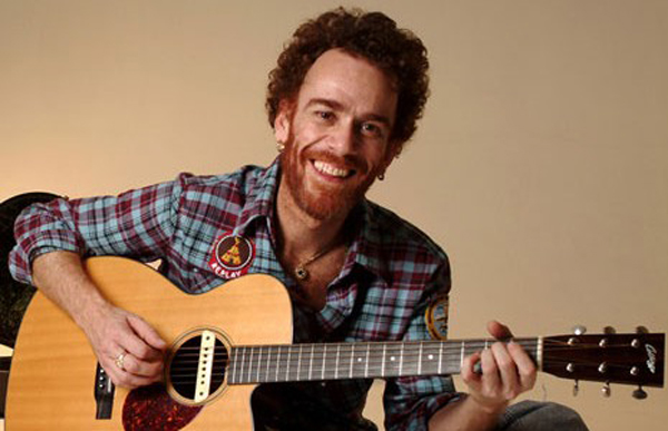 Beto Santos anuncia ”Luau do Nando Reis”