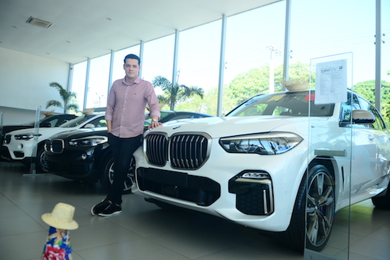 Saulo Gomes promove o X Festival na Haus Motors