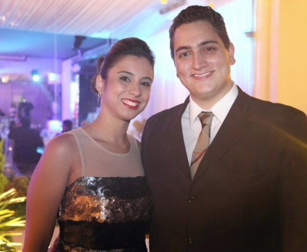 Tatiana Frota e Thiago Barreira sobem ao altar