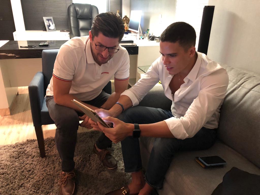 Paulo José e Marcos Lessa fazem show juntos pela primeira vez