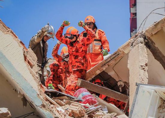 Projeto Fortaleza Solidária arrecada doações para vítimas de desabamento do Edifício Andrea