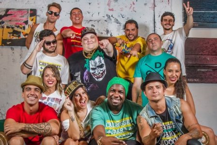 Carrossel de Emoções comanda fervo no Colosso