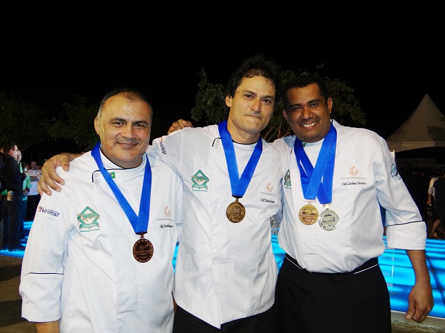 Chef Jucelino foi medalhista no Festival Internacional do Camarão