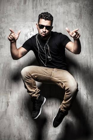 Dennis DJ e  Sax In The House invadem o Colosso dia 20 de janeiro