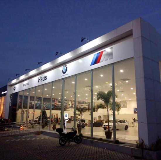 Haus Motors BMW arma happening especial em seu novo endereço. Vem saber!