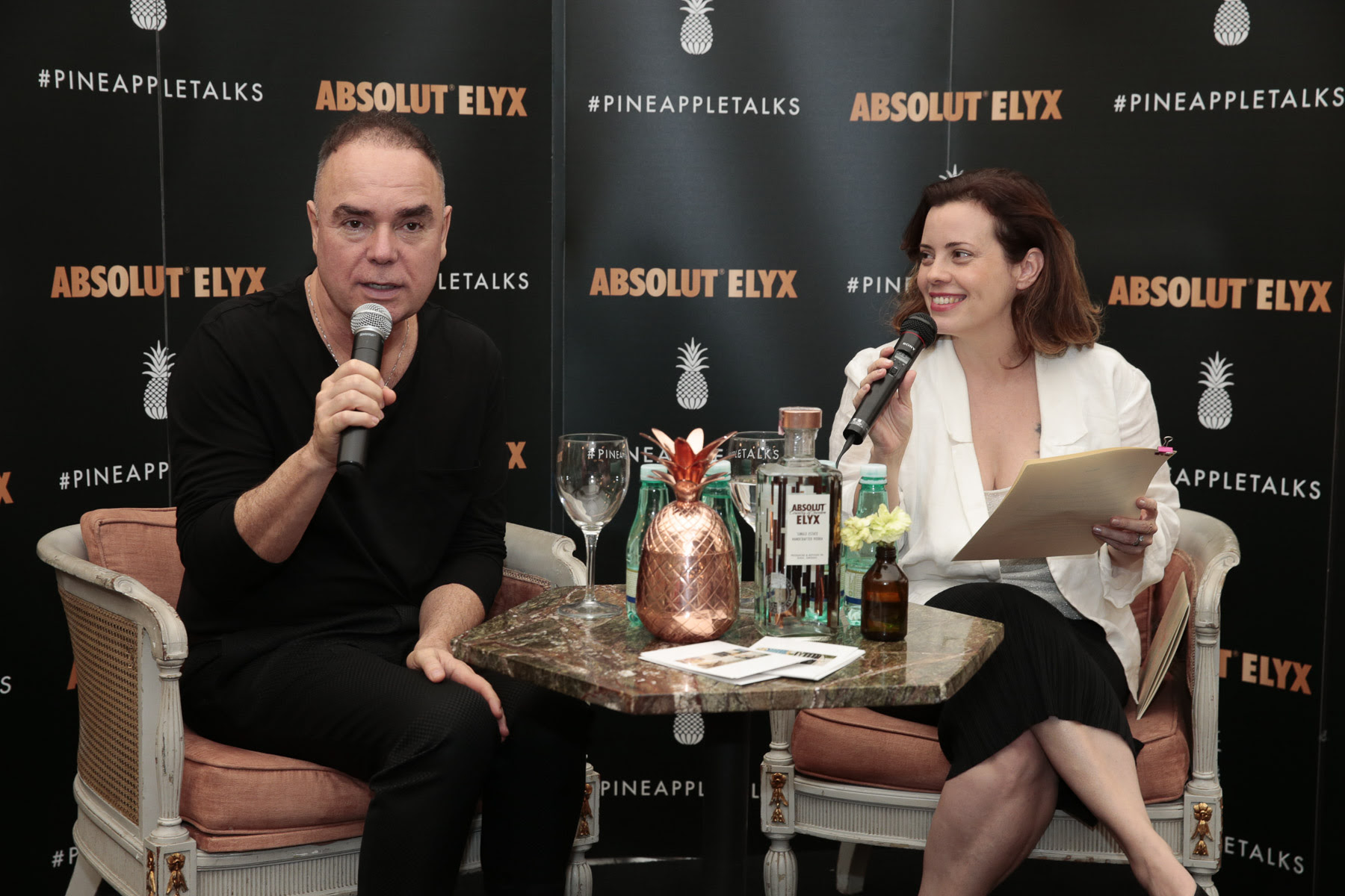 Reinaldo Lourenço fala sobre o mercado da moda durante primeiro Pineapple Talks