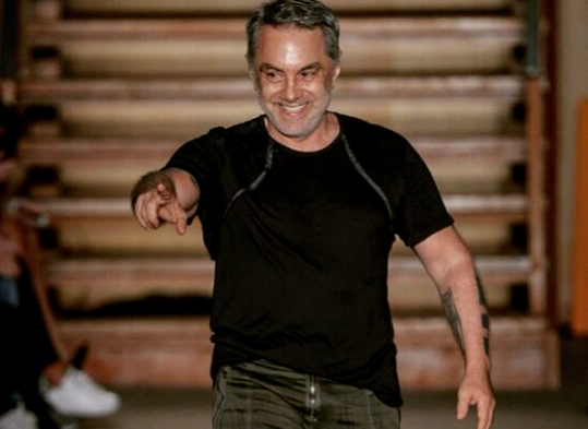 Lino Villaventura relembra looks marcantes da sua carreira