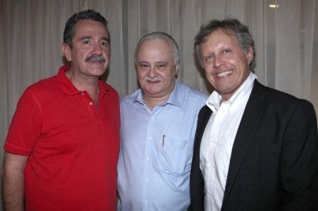 O vinho rolou solto no Nostradamos