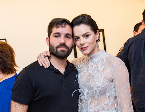 Felipe Rocha e Paulinha Sampaio recebem para jantar especial em sua elegante residência