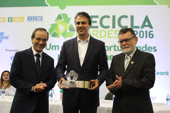 Troféu Recicla Nordeste homenageia personalidades cearenses