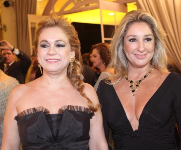 Sarah Philomeno arma cocktail e lança nova coleção by Letícia Linton