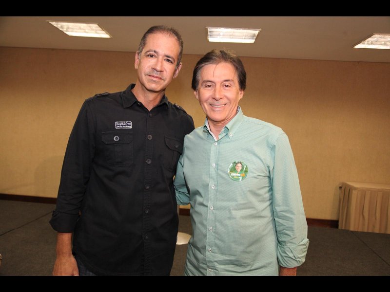 Eunício Oliveira se encontra com representantes do trade turístico e fala de seus planos para o setor