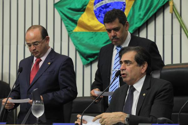 Deputados aprovam LOA 2016, PPA e alterações na previdência de servidores