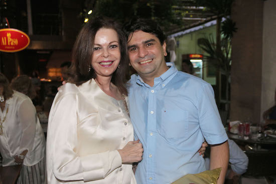 Al Paso Parrilla serviu de cenário para a sessão parabéns de Iratuã Freitas