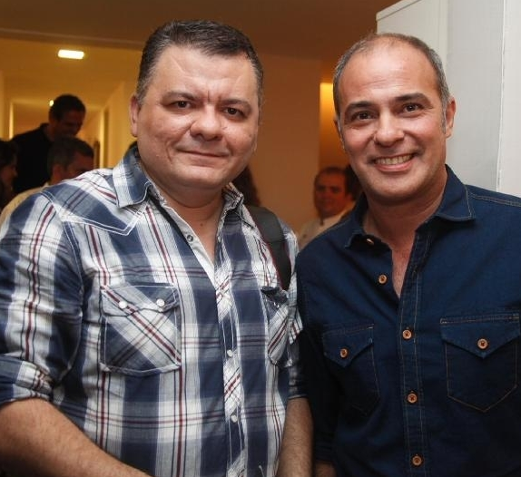 Coquetel marca lançamento da mostra 100% Design