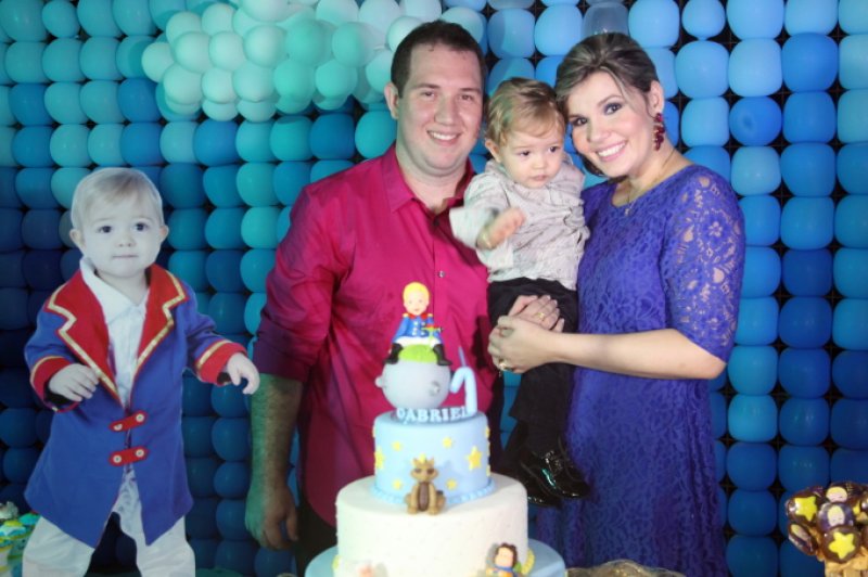 Eduardo e Mel Marzagão festejaram o aniversário do herdeiro Gabriel