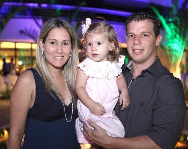 Paula e André Rolim comemoram os 3 aninhos de Luiza