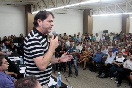 Cid e Ciro Gomes caminham para o PDT