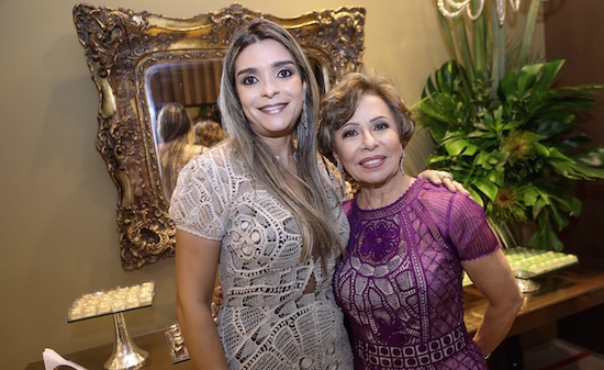 Tane Albuquerque atrai os olhares no lançamento da Coleção Resort 18, na Meia Sola  Maison