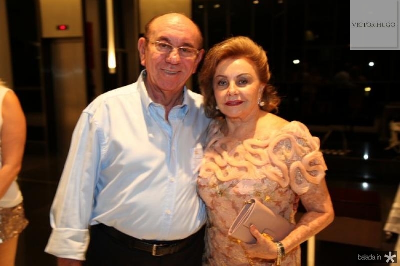 Ex-alunas do Imaculada promovem baile beneficente