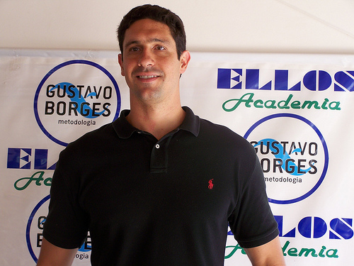 Gustavo Borges ministra palestra no Marina Park Hotel