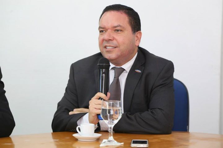 Vanilo de Carvalho lança obra em homenagem à Sobral Pinto