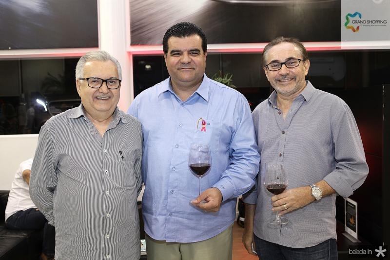 Happy hour marca entrega de novos ônibus na Ceará Diesel