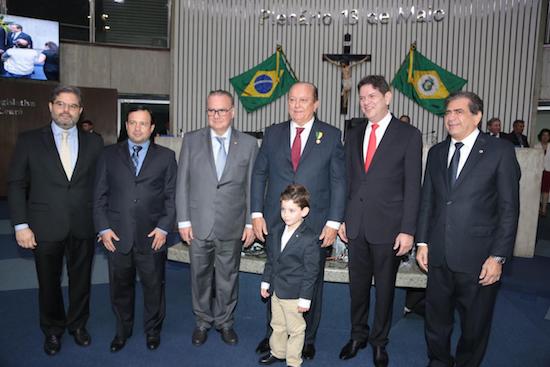 Beto Studart, Vilmar Ferreira e Rafael Leal são agraciados com a Medalha Edson Queiroz