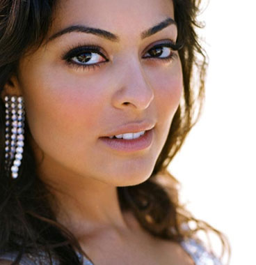 Head&Shoulders e Juliana Paes em prol da CUFA