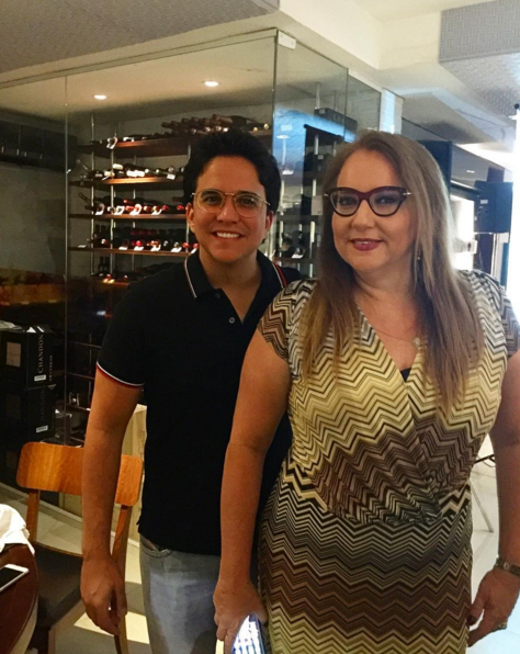 Luiziane Cavalcante pilota lançamento das novas lentes ‘Zeiss Drive Face’