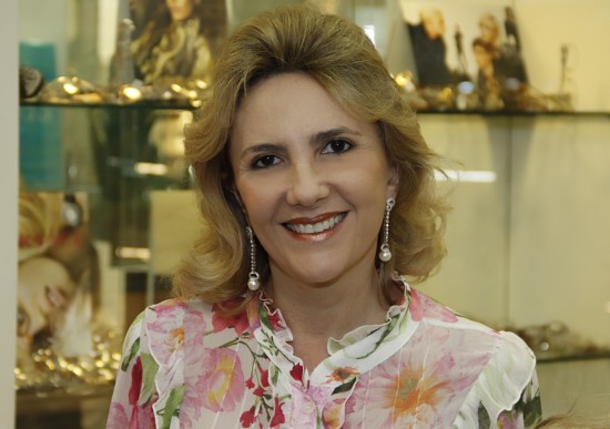 Graça Branco entrega Troféu Melhores da Política