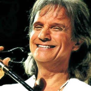 MSC Cruzeiros em parceria com Roberto Carlos