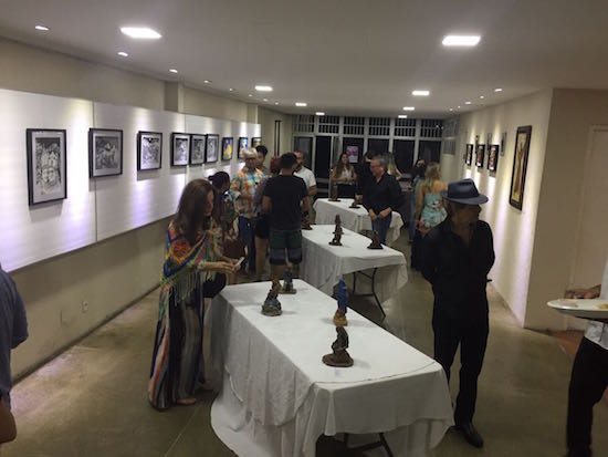 Iate Clube recebe exposição do artista plástico Ronaldo Cavalcante