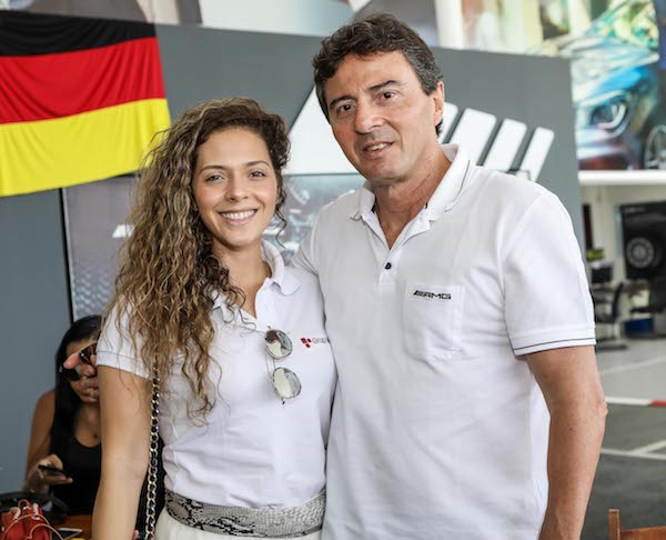 Gabriela Carvalho quer vender 300 carros no Newland Toyota Day Fortaleza