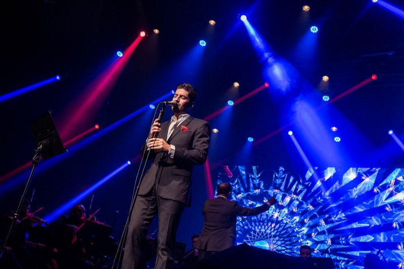 Paulo José Benevides solta a voz e encanta o público com um show extraordinário no Teatro RioMar